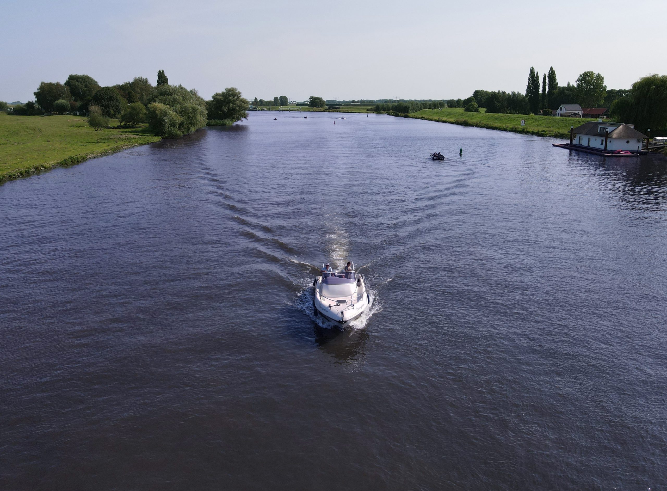 Speedboat Biesbosch front